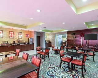 Comfort Suites Greenville,Hunt>>Greenville,2.5 star