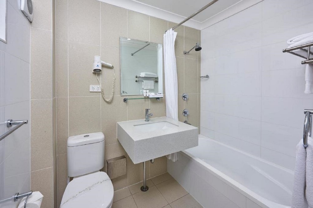 best western casula motor inn