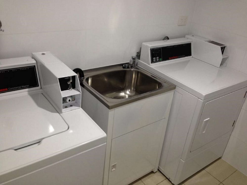 best western casula motor inn