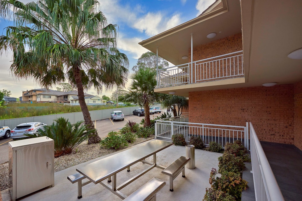 best western casula motor inn
