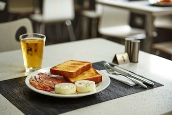 best western casula motor inn