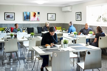 best western casula motor inn