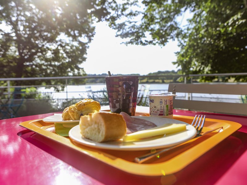 ibis styles bourbon lancy