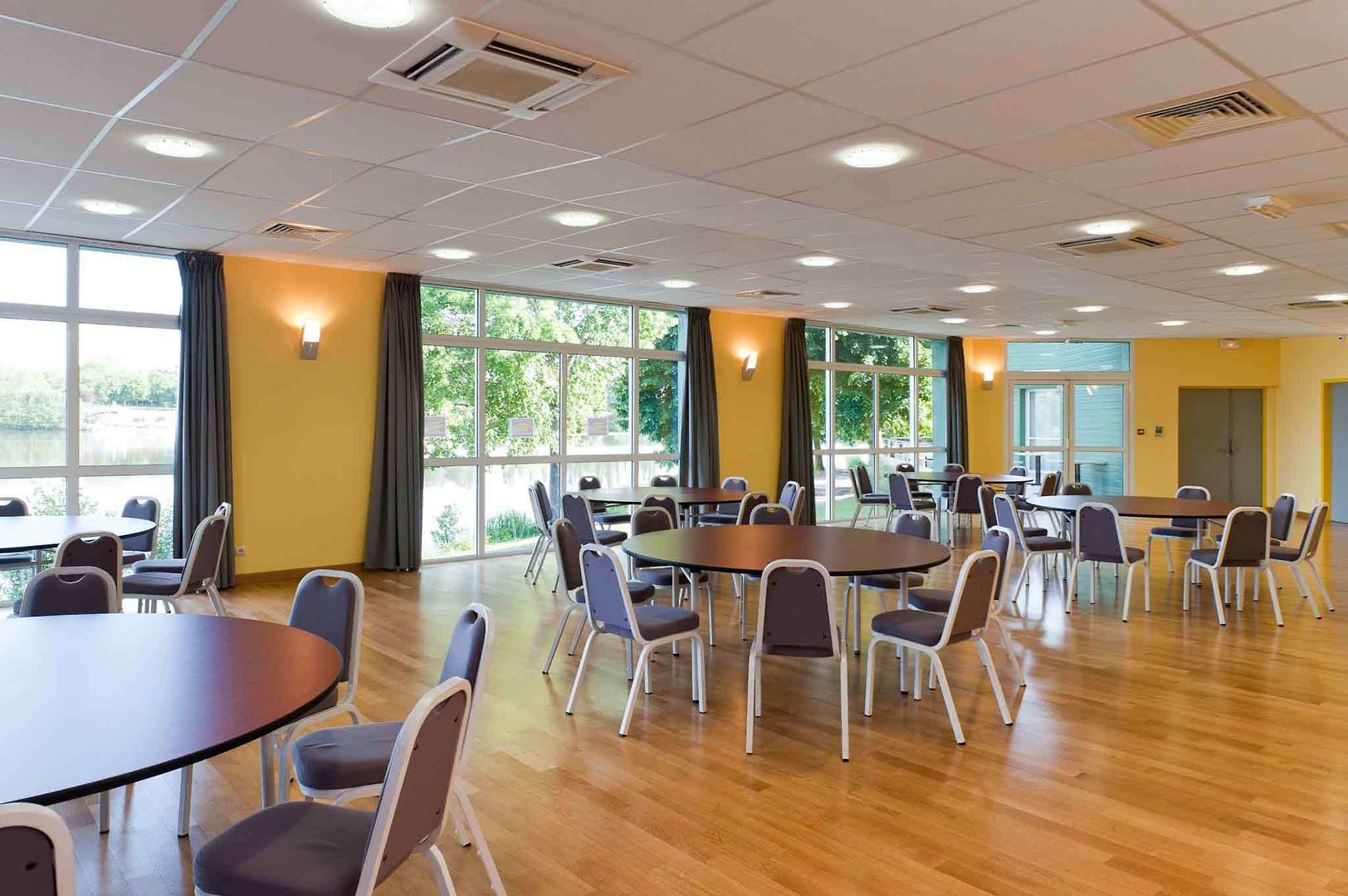 ibis styles bourbon lancy