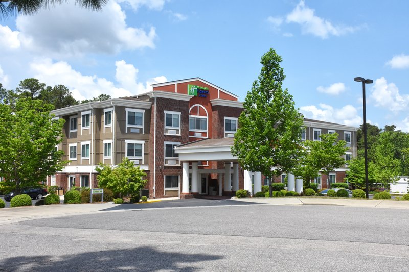 Holiday Inn Express And Suites Southern Pines Pine