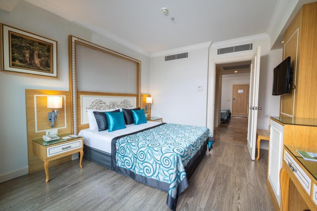 crystal waterworld resort and spa all inclusive