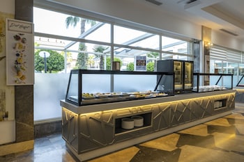 crystal waterworld resort and spa all inclusive