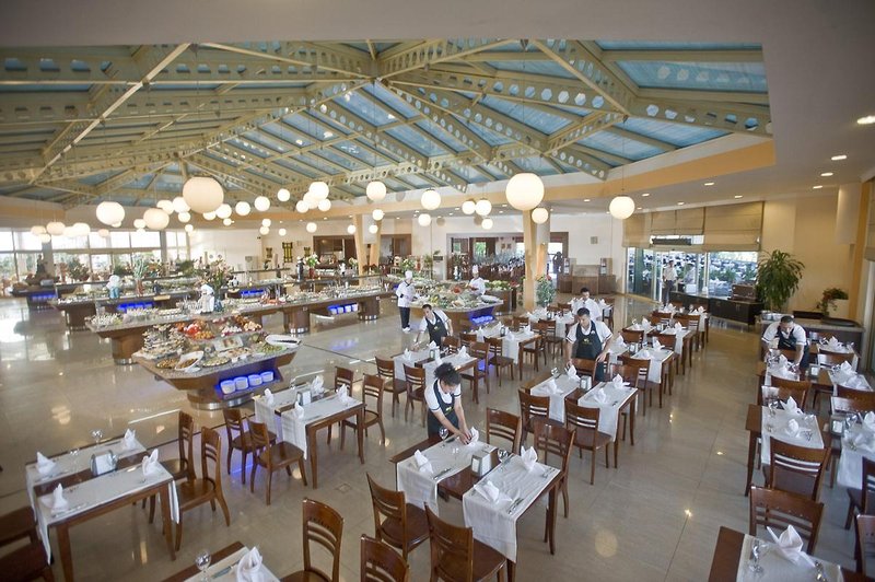 crystal paraiso verde resort and spa all inclusive