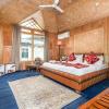 Prince Of Kashmir Luxury Houseboat,Zakura,5 star