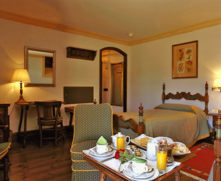 Parador De Gredos,El Arenal>>Avila,4 star