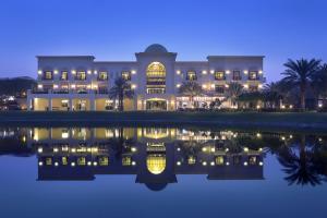 Address Montgomerie,Emirates Hills>>Dubai,5 star