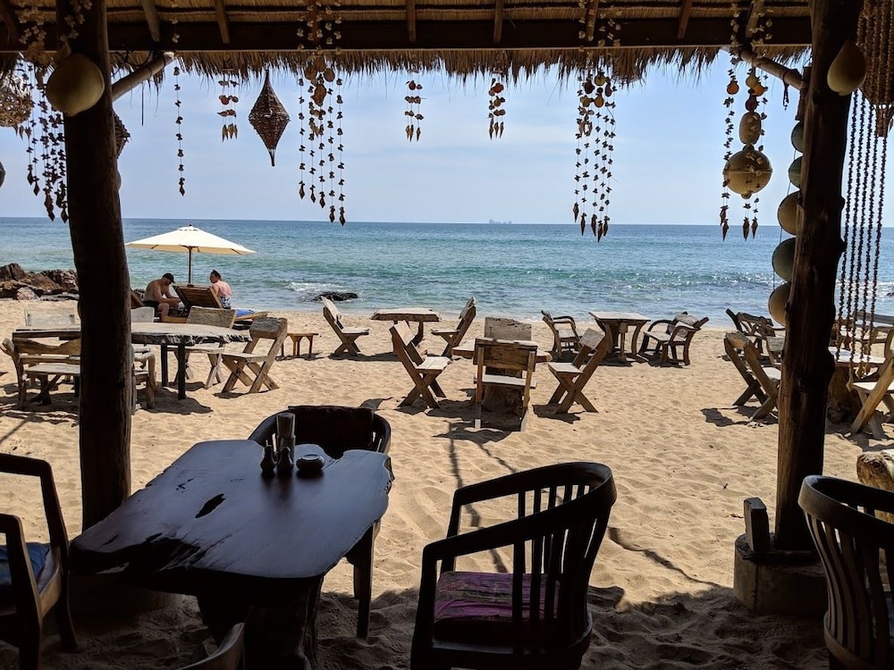 the narima bungalow resort