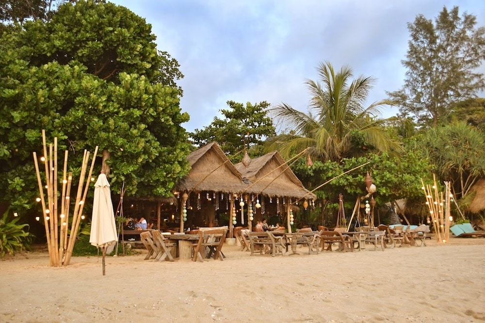 the narima bungalow resort