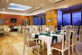 Hilton Pyramids Golf,Cairo>>6Th Of October City,5 star