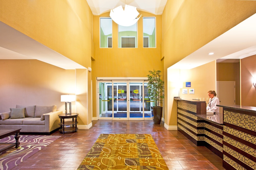 holiday inn express and suites saint augustine north
