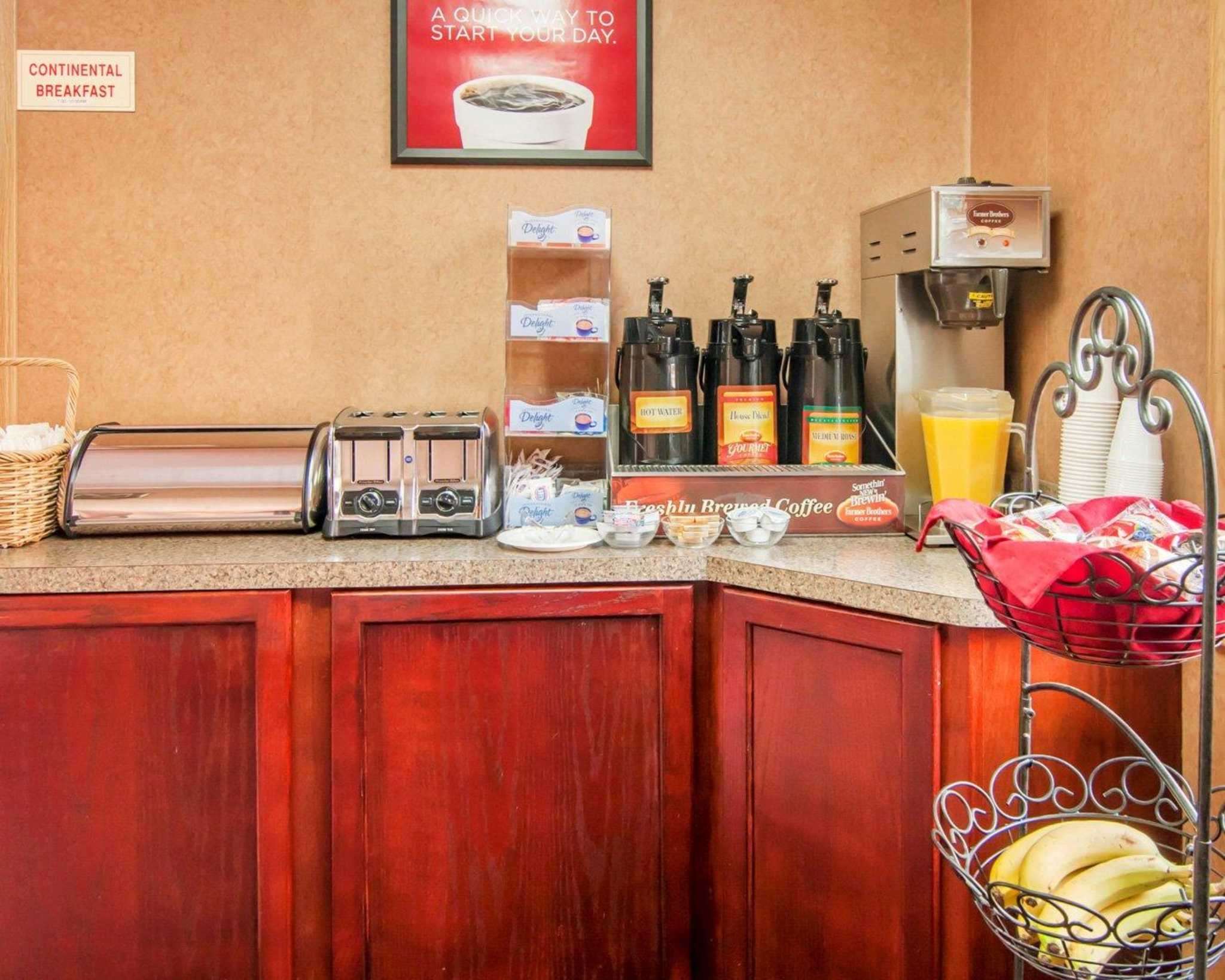 econo lodge portland city center