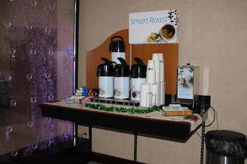 holiday inn express kansas city liberty by ihg