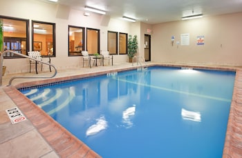 holiday inn express kansas city liberty by ihg