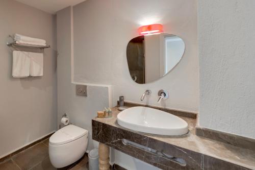 la brezza suite and hotel