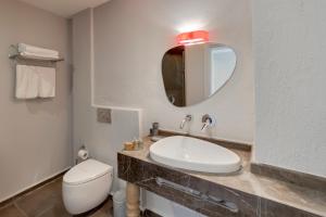 la brezza suite and hotel