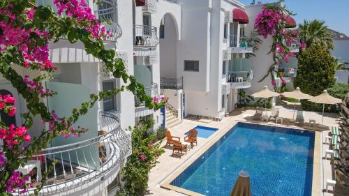 la brezza suite and hotel