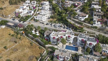 la brezza suite and hotel