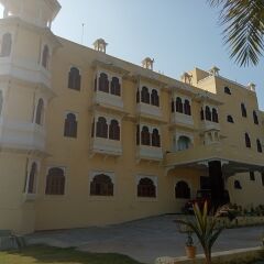 Doongar Fort Gurukripa Hilltop Resorts,Mount Abu>>Abu Road,3 star