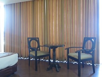 The Ritz Hotel At Garden Oases,Davao City>>Davao,3 star
