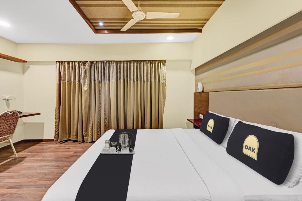 townhouse oak hotel berrys