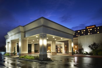 Buffalo Marriott Niagara,Buffalo>>Amherst,4 star