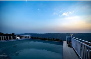 strawbella inn villa mahabaleshwar
