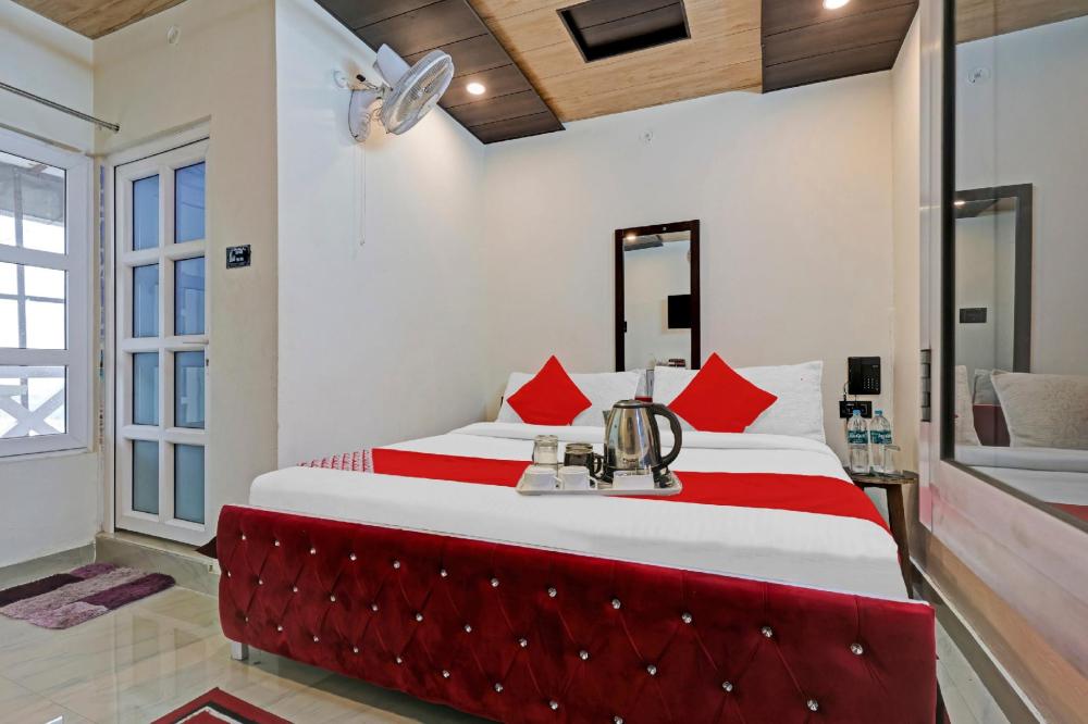 super hotel o jamrani formerly white house