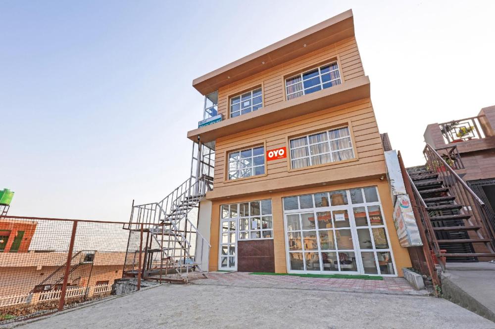 super hotel o jamrani formerly white house