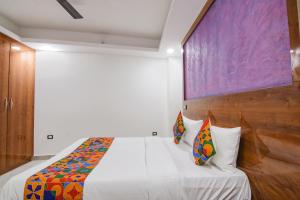 hotel o garden view hotel near hero honda chowk
