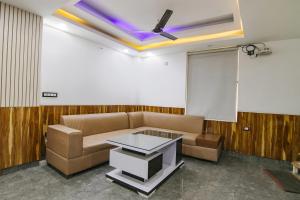 hotel o garden view hotel near hero honda chowk