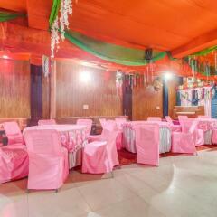 townhouse 687 hotel 77