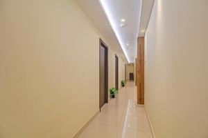 super townhouse centre point inn near esplanade metro station