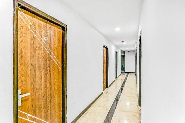 collection o golden key near tdi mall