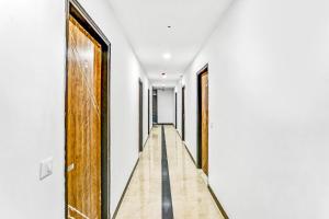 collection o golden key near tdi mall