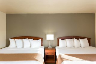 Econo Lodge Inn & Suites Durango,La Plata County>>Durango,2 star