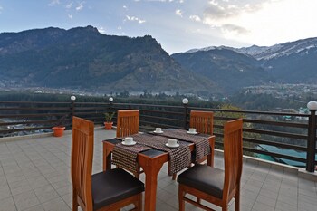 lotus inn rothang view