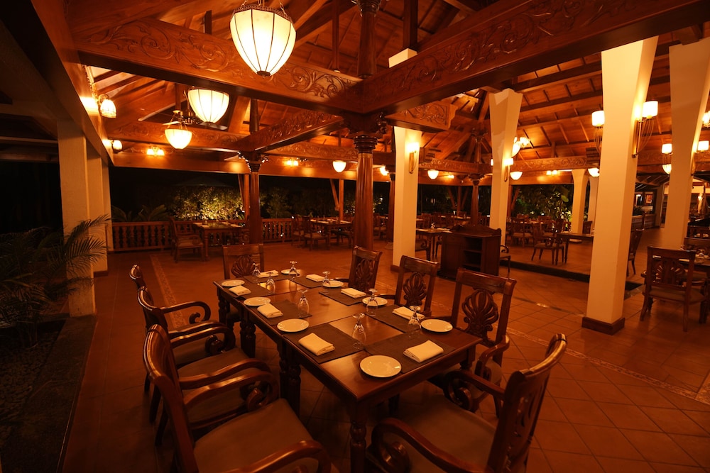 gokulam grand resort and spa