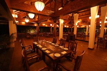 gokulam grand resort and spa