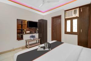 collection o hotel lotus near dwarka sector 9 metro station