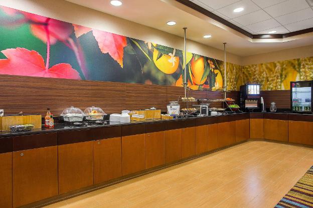 fairfield inn and suites by marriott louisville east