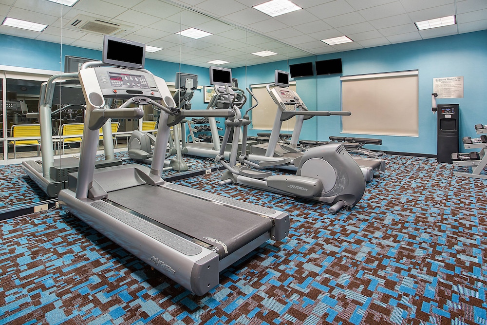 fairfield inn and suites by marriott louisville east