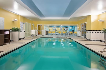 fairfield inn and suites by marriott louisville east