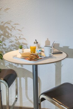 Hotel Des Capucins,Cordes>>Chaspuzac,3 star