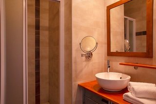 the originals relais auberge de la petite ferme