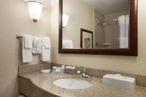 Hilton Garden Inn West Edmonton,Edmonton>>Alberta,3 star